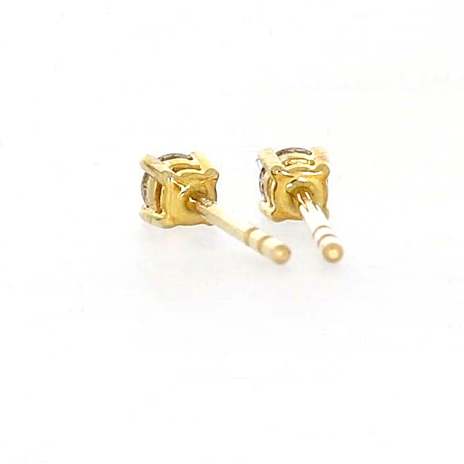 Solitaire 9ct Yellow Gold 0.15 carat tw of Diamonds Stud Earrings