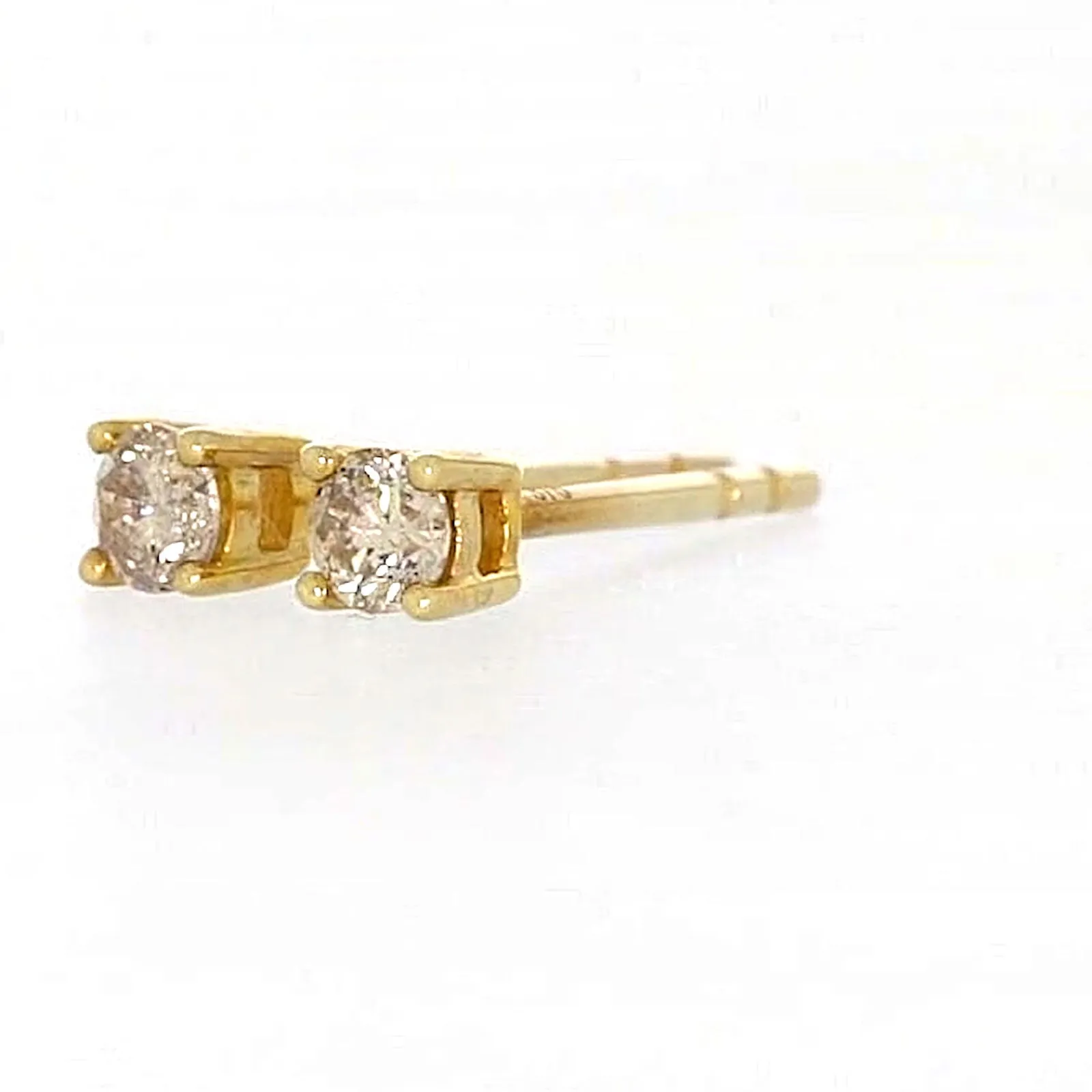 Solitaire 9ct Yellow Gold 0.15 carat tw of Diamonds Stud Earrings