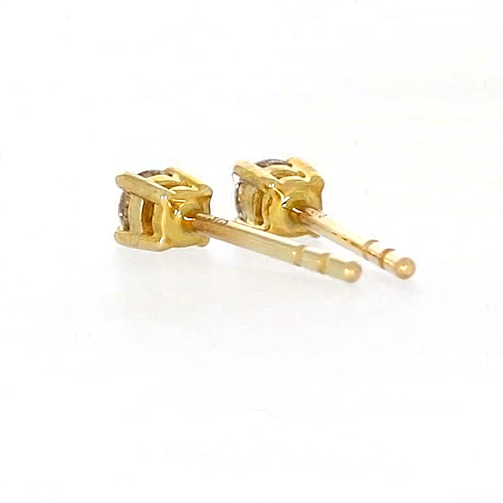 Solitaire 9ct Yellow Gold 0.15 carat tw of Diamonds Stud Earrings
