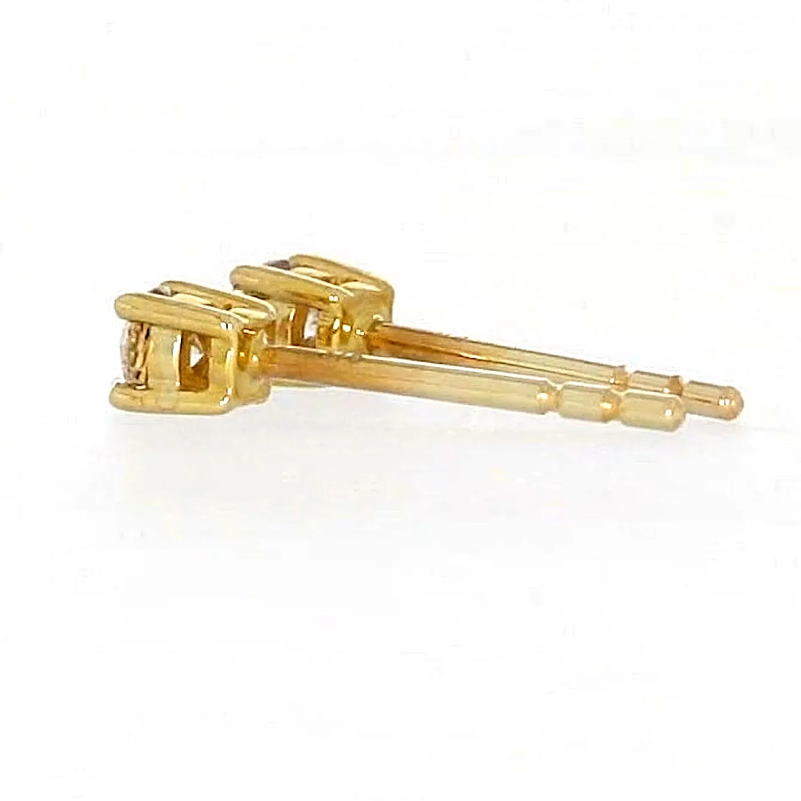 Solitaire 9ct Yellow Gold 0.15 carat tw of Diamonds Stud Earrings