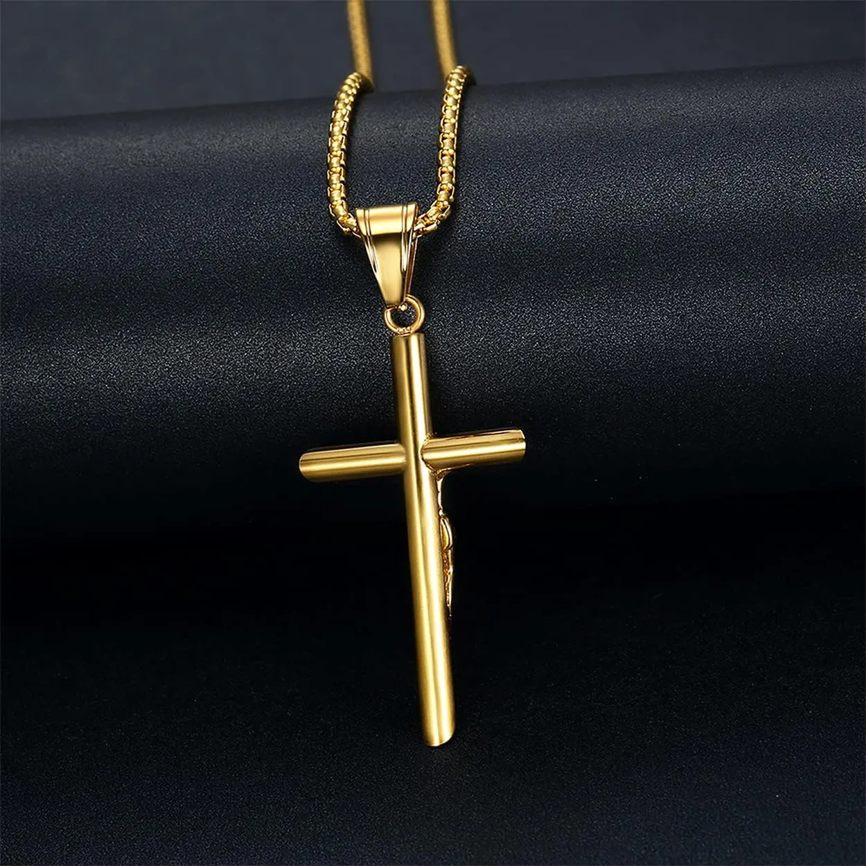 Sonateomber Holy Cross Pendant Necklace for Men Women - Catholic Christian Chunky Stainless Steel Hypoallergenic Chain Thanksgiving Christmas Family Jewelry Gift