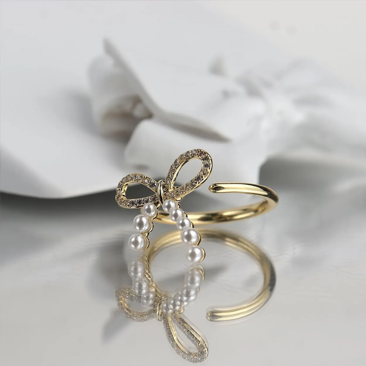 Sonateomber Spring Flower Adjustable Open Gold Ring for Women - Trendy Elegant Unique Cubic Zirconia Enamel Front Open Floral Leaf Easter Jewelry Gift