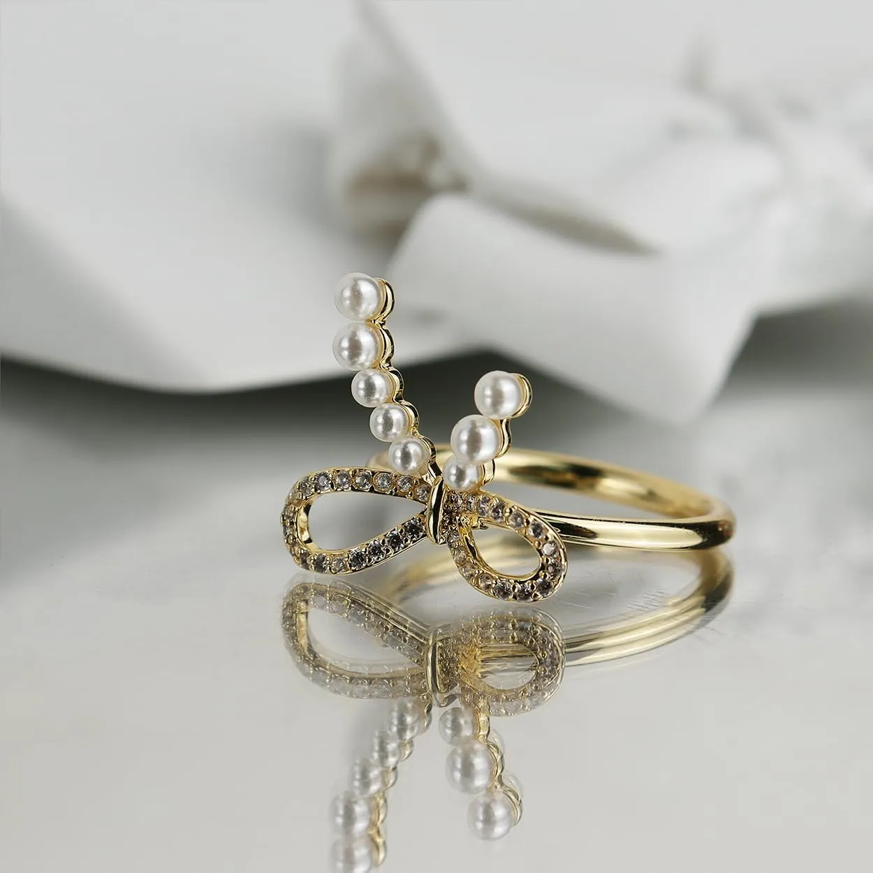 Sonateomber Spring Flower Adjustable Open Gold Ring for Women - Trendy Elegant Unique Cubic Zirconia Enamel Front Open Floral Leaf Easter Jewelry Gift