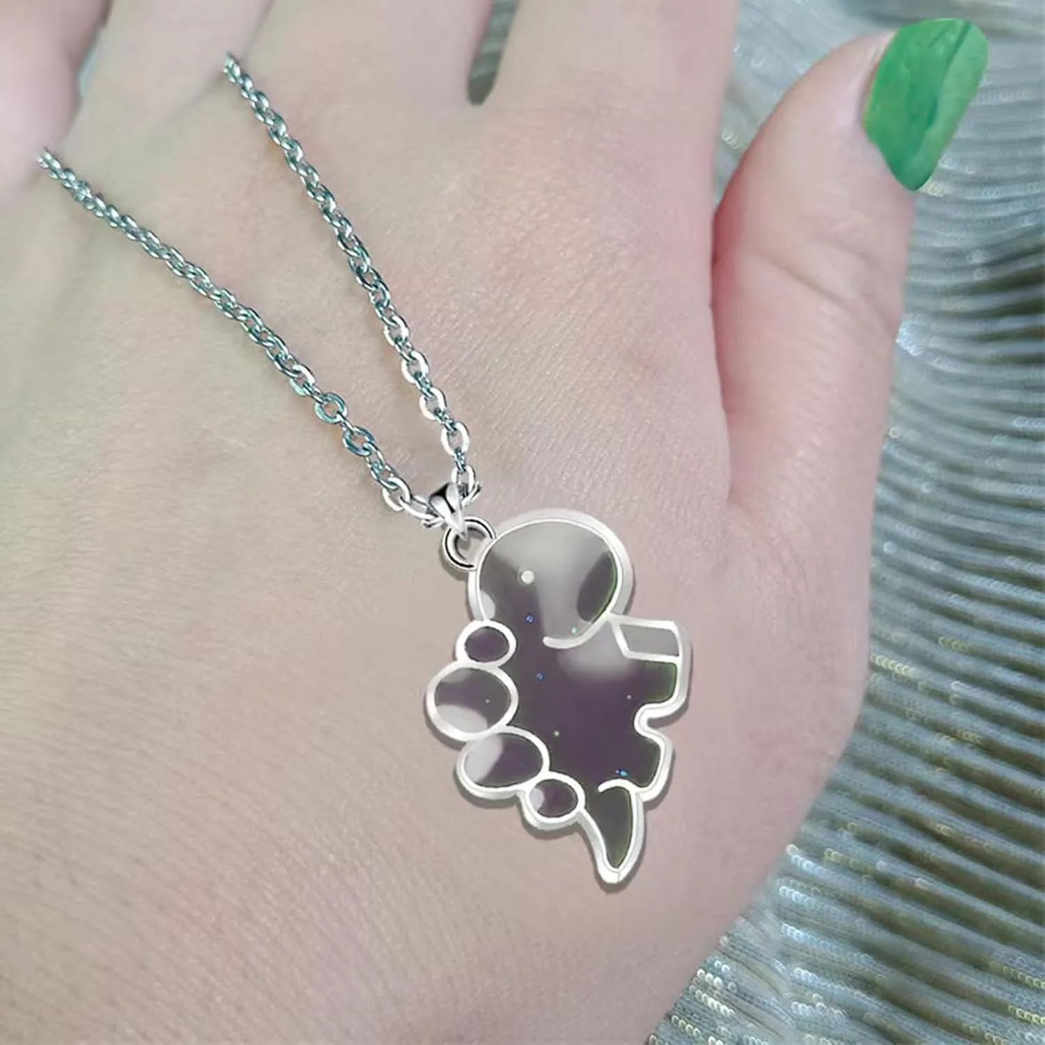 Temperature Sensing Color Changing Pendant Necklace Love Heart Butterfly Lucky Turtle Moon Star Mood Dinosaur Necklace for Women Men Teens Friend Couples Gift