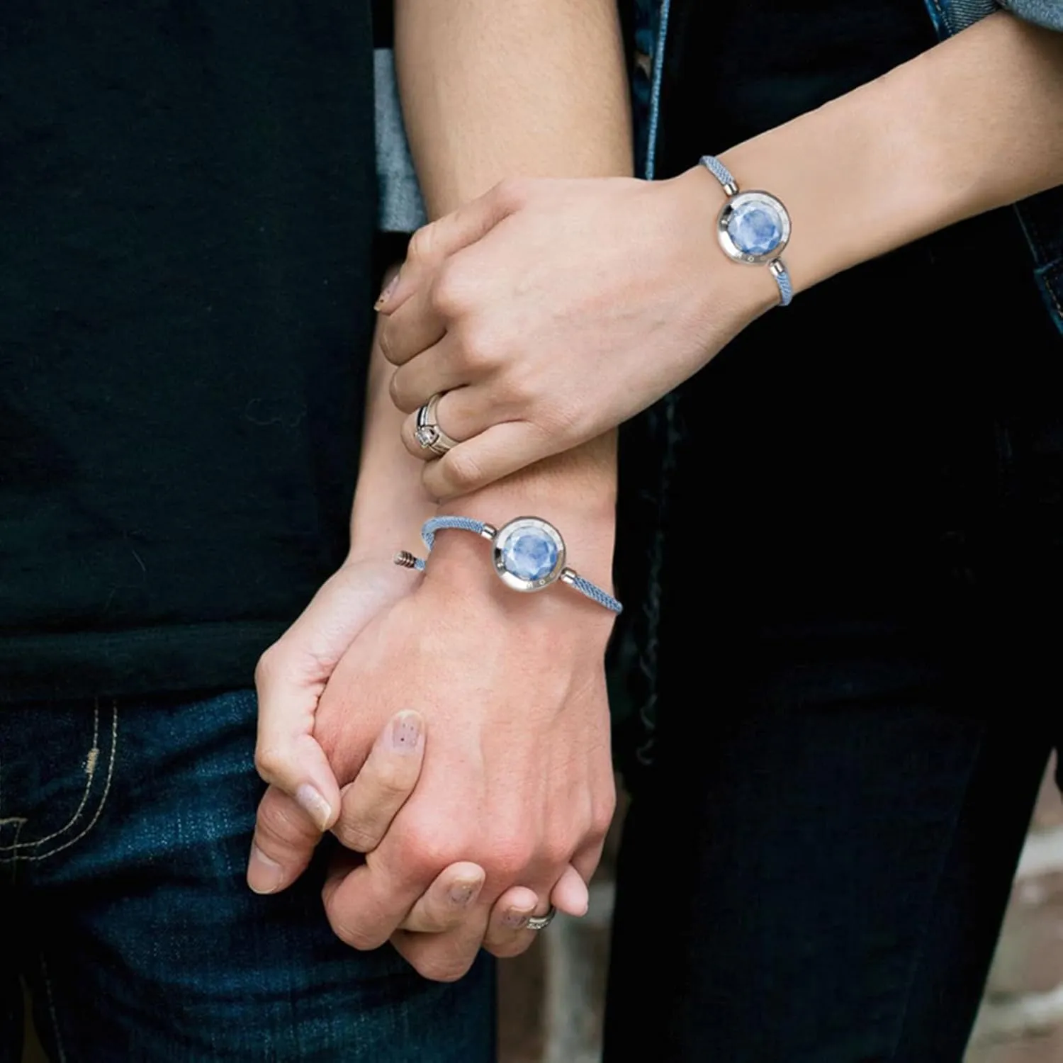 TOTWOO Candy Collection-Long Distance Touch Bracelets, Vibration & Light up for Love -Pair of Couples Bracelets Long Distance Relationship Gifts for Girlfriend Bluetooth Pairing Jewelry
