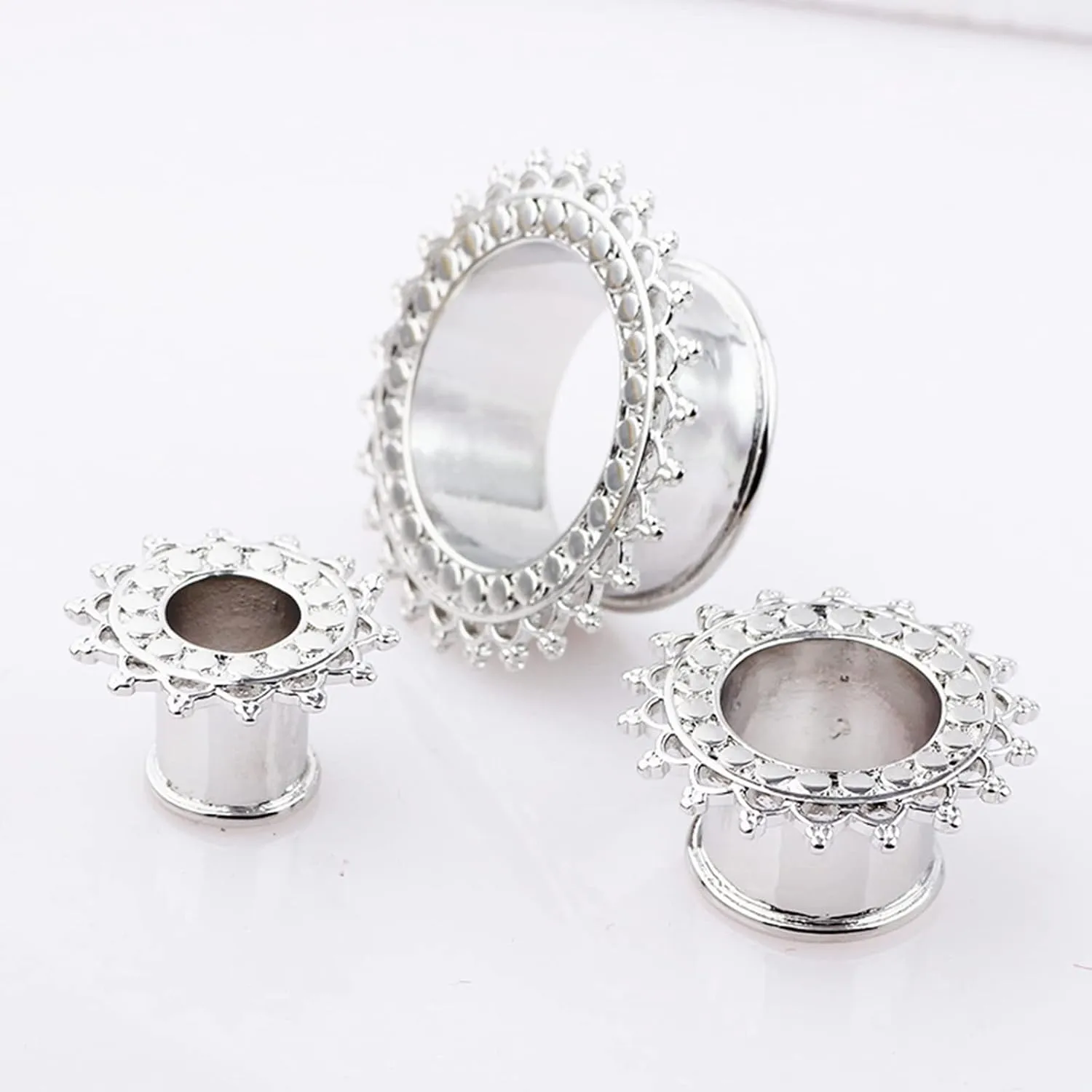 Tunnel Earrings, 1 Pair Ear Gauges Stainless Steel Gold/Silver with Vintage Flower Body Jewelry Piercing Kit