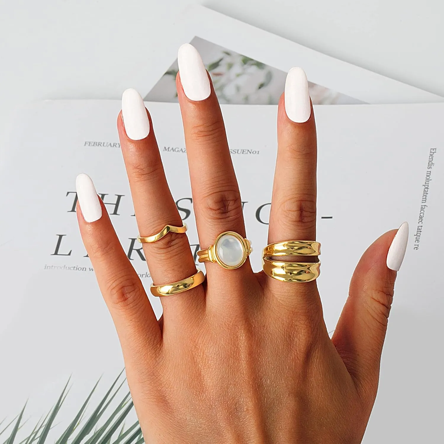 YeGieonr Gold Rings for Women Trendy Non-tarnish Chunky Gold Plated Ring, Waterproof Stainless Steel Gold Jewelry Gift
